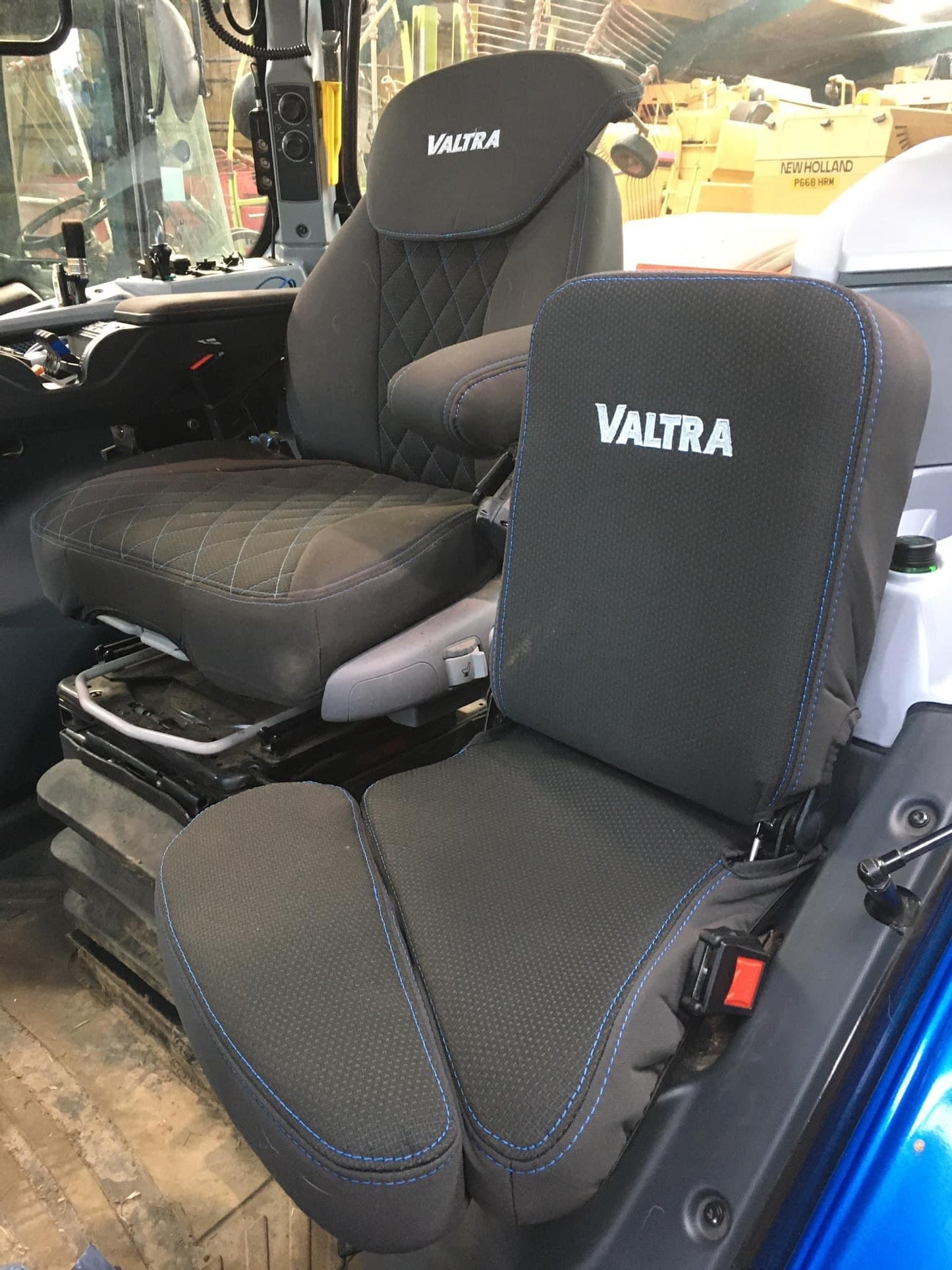 Valtra Seat Cover