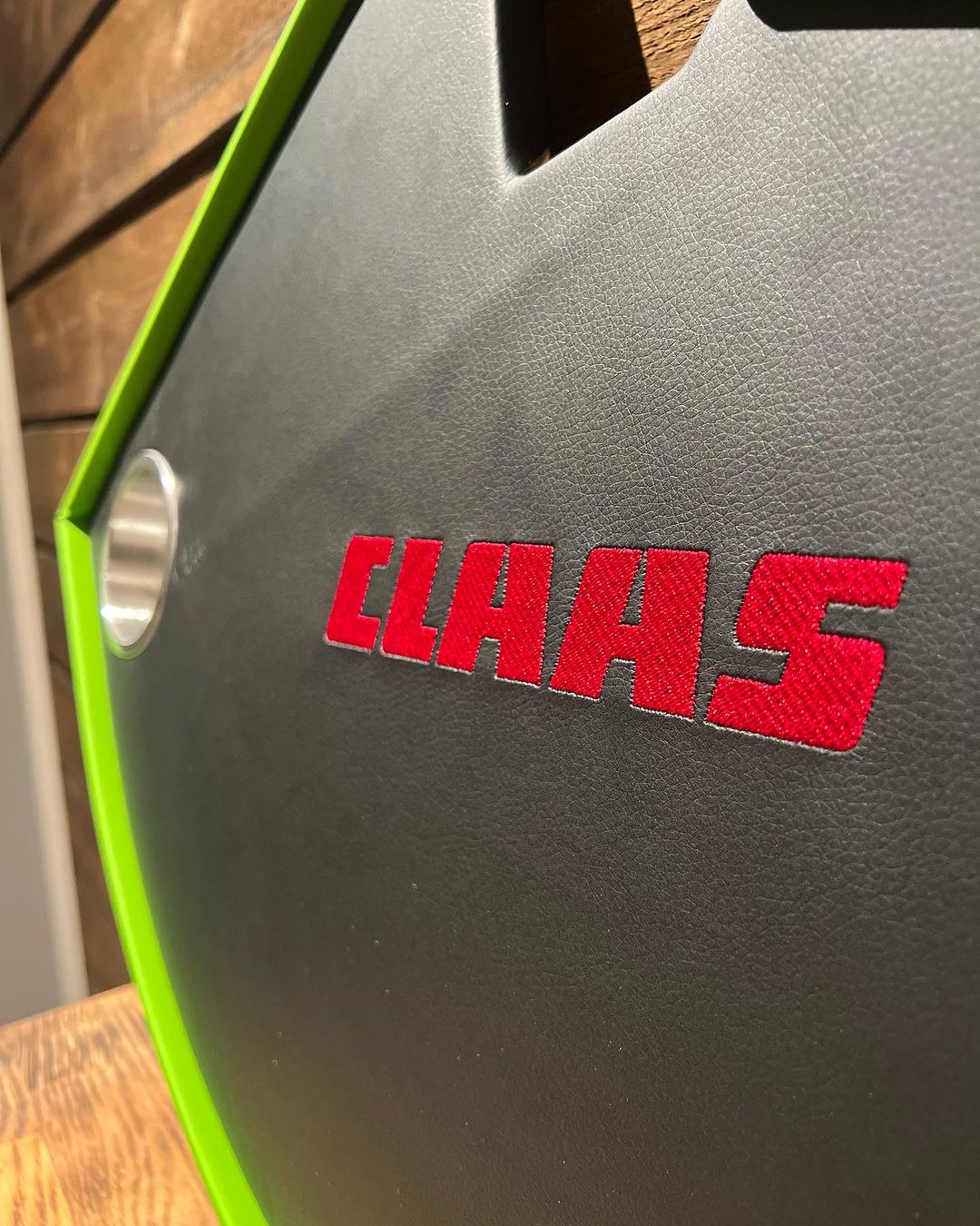 Claas Arion Table