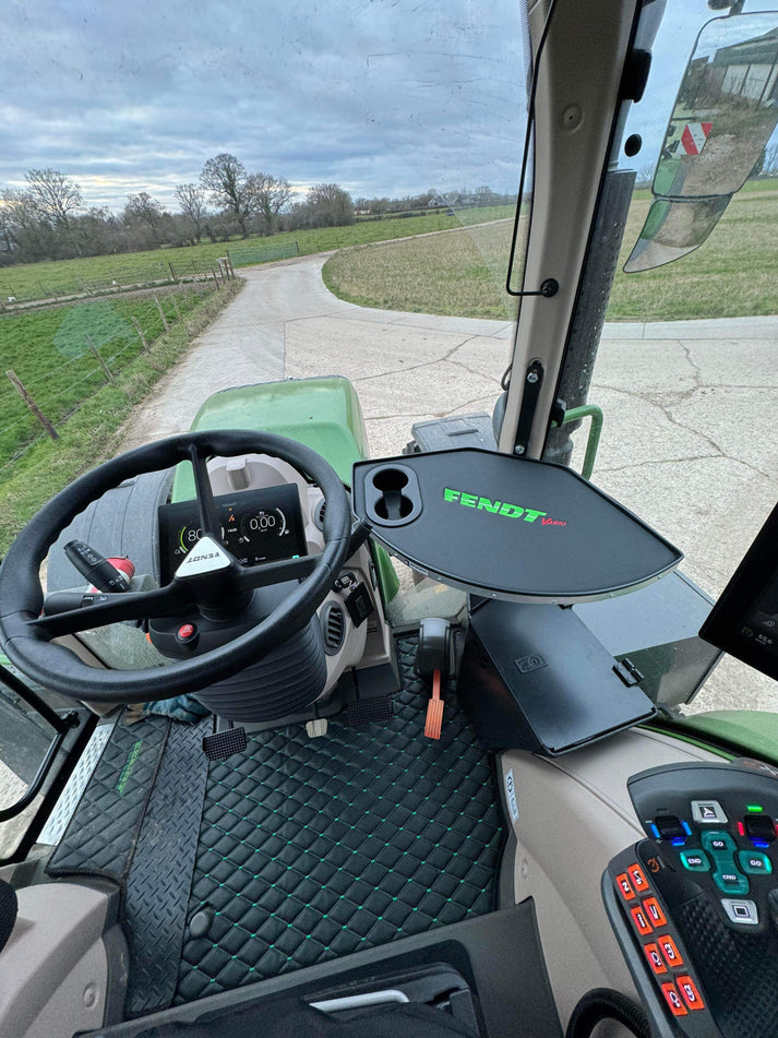 Fendt Cab Table – Dig 'a' Mat