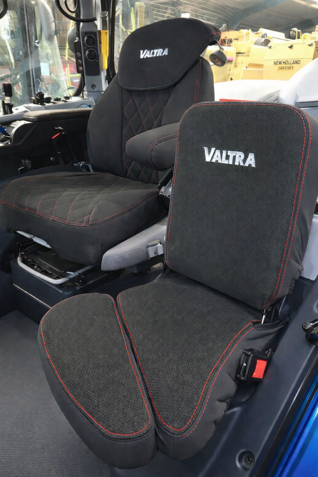 Valtra Seat Cover