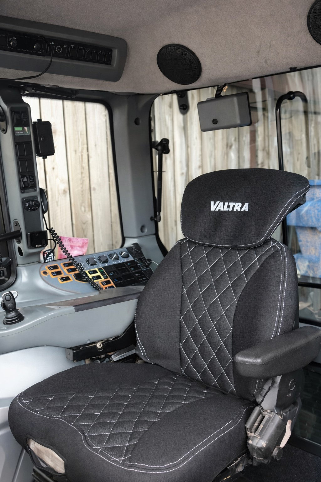 Valtra Seat Cover